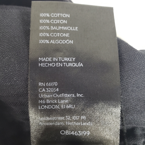 NEW Free People Maggie Mid Rise Black Distressed Straight Leg Crop Jeans Size 28 - Picture 6 of 6